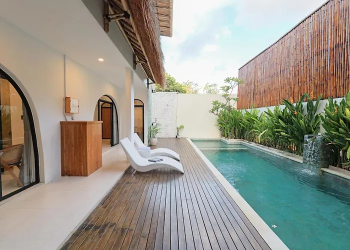 Villa 4br Modern Walking Dist To Sidewalk *