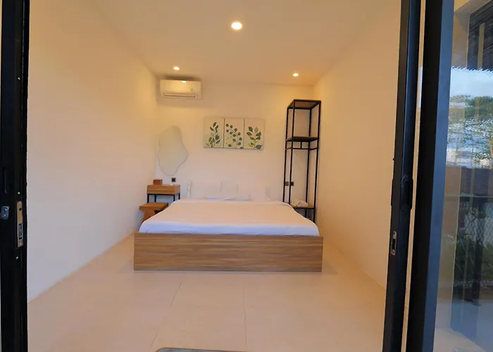 4br Modern Walking Dist To Sidewalk Villa Jimbaran